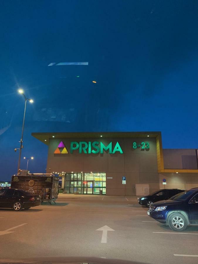 Ореховая Горка Апартаменты С Балконом И Лифтом Narva Eksteriør bilde